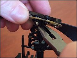 Prise off the main blade holder