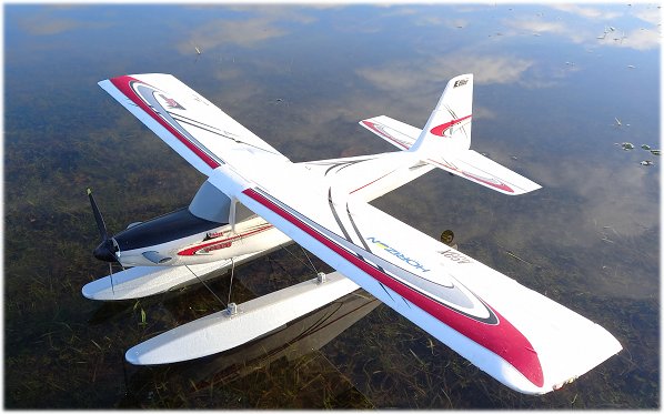 E-flite UMX Timber on floats